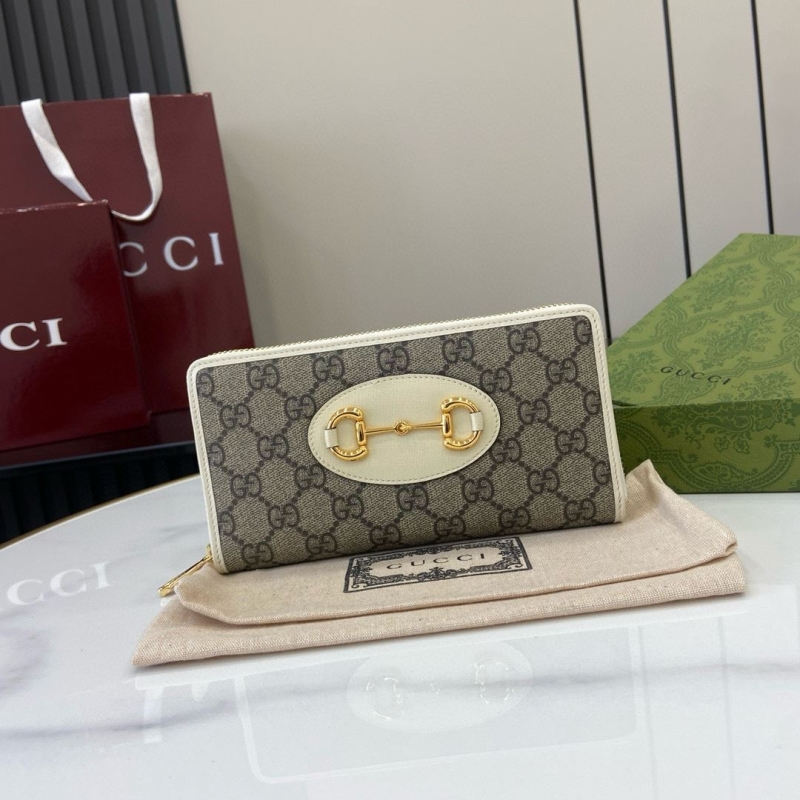 G*u*i wallets & purse